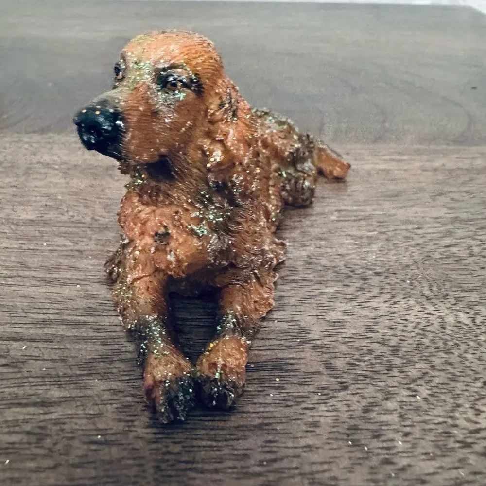 Red Setter Spaniel Christmas Holiday Dog Figurine Ornament
